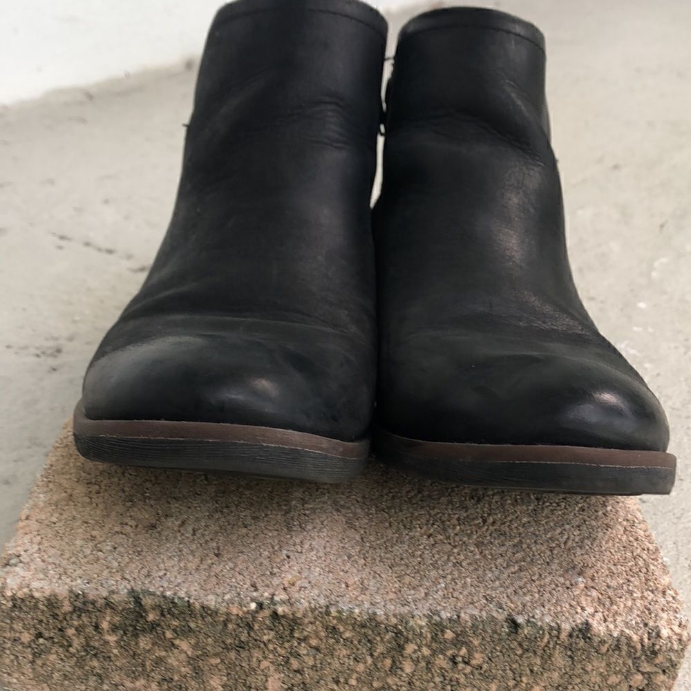 Korks  Booties - Picture 4 of 10